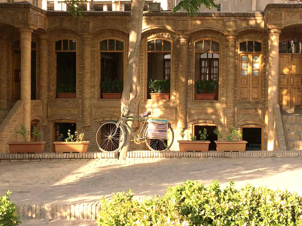 معماری-بناها-و-خانه-های-تاریخی-مشهد-در-دوره-قاجار