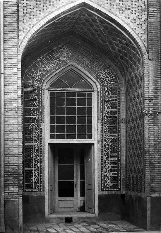 ایوان-های-مدرسه-پریزاد