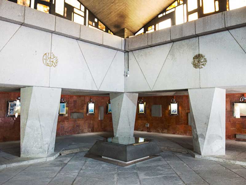 بررسی-نمادها-در-آرامگاه-نادرشاه