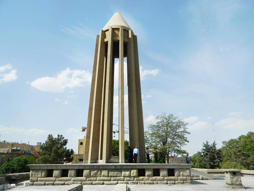 آرامگاه_بوعلی_سینا