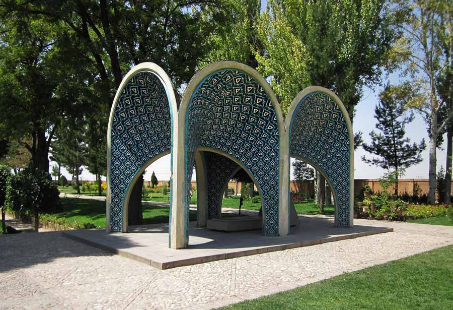 تاریخچه_آرامگاه_کمال الملک