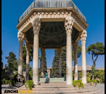 معماری-حافظیه-(آرامگاه-حافظ-با-طرحی-از-آندره-گدار-فرانسوی-در-سال-1317-اجرا-شد)