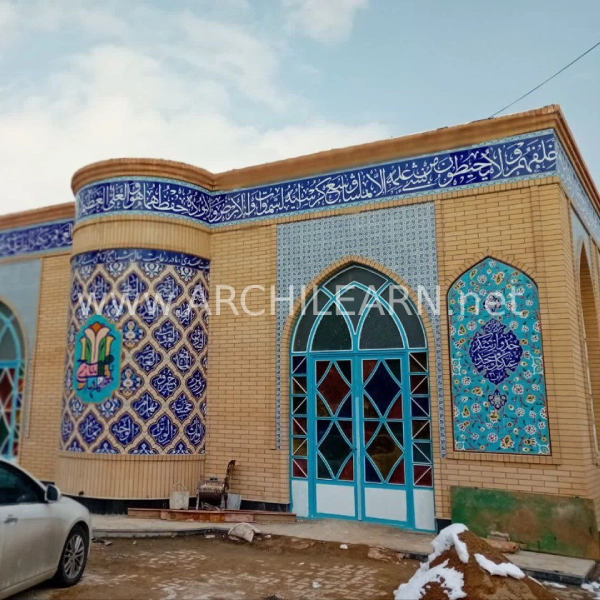 نقش آجر مسجد در نما