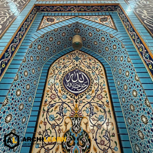 ویژگی های کاشی محراب در خوزستان