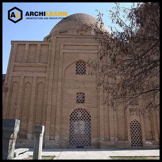 گنبد هاروینه از محبوب ترین گنبد های ایران