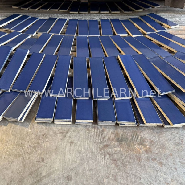 ویژگی های کاشی آبی نفتی 