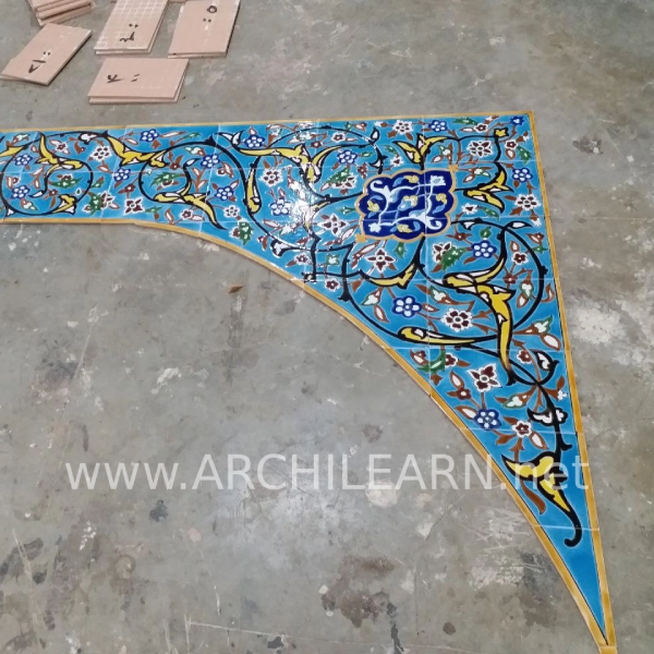 کاشی لچک و ترنج